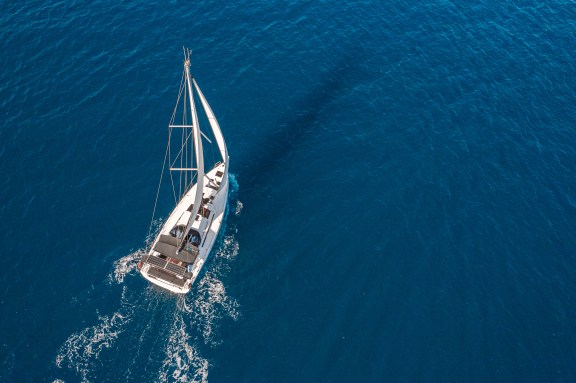 Image of First Song yacht #3