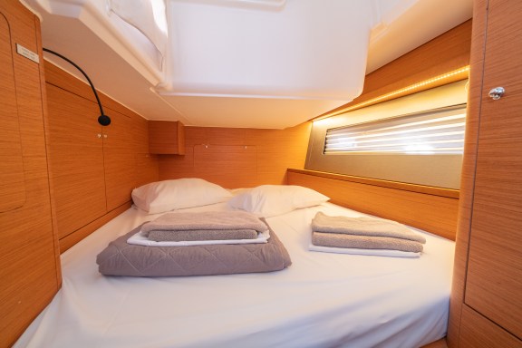 Image of First Song yacht #5