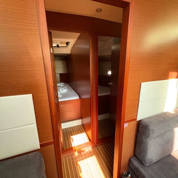 Image of Meryl yacht #12