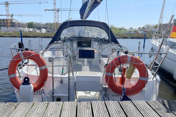 Image of Moulin Rouge yacht #4