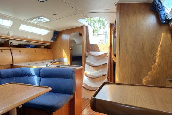 Image of Moulin Rouge yacht #16