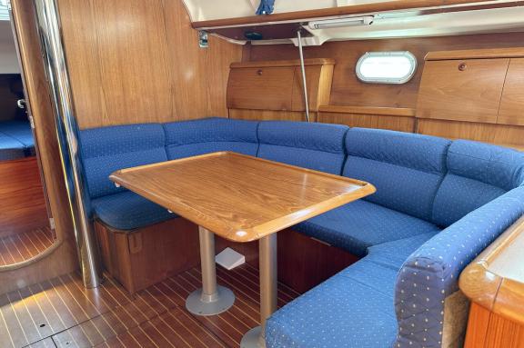 Image of Moulin Rouge yacht #20