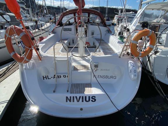 Image of Nivius yacht #3