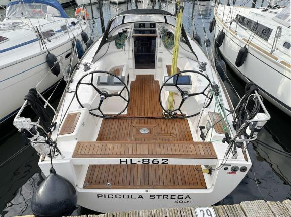 Image of Piccola Strega yacht #3