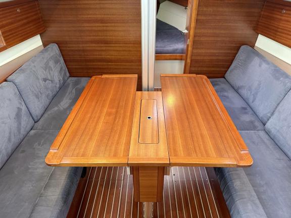 Image of Piccola Strega yacht #14