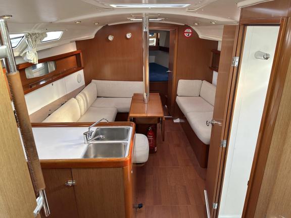 Image of Summertime yacht #11