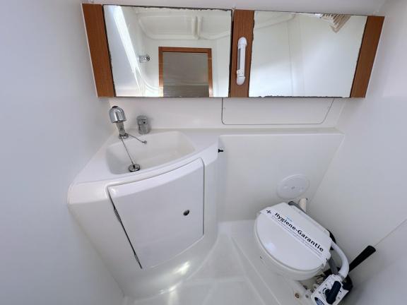 Image of Summertime yacht #19