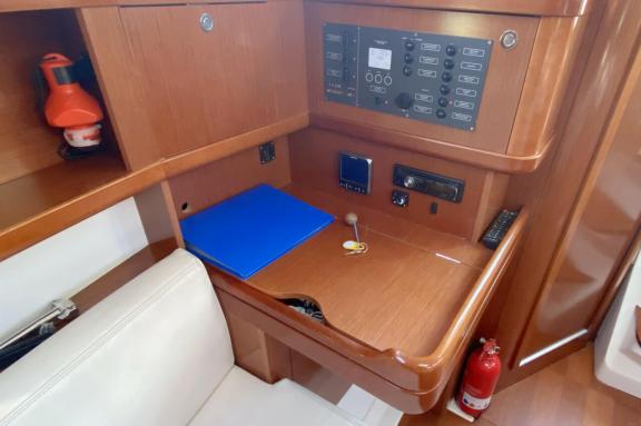 Image of Sunshine yacht #14