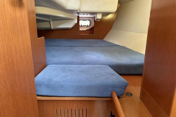 Image of Sunshine yacht #19