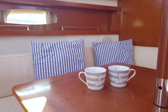 Image of Robben yacht #12