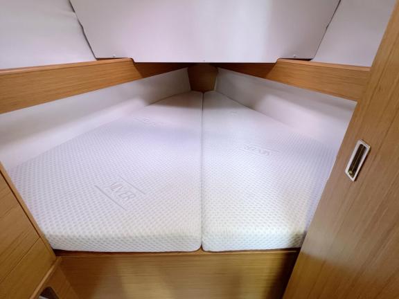 Image of Thunder yacht #13