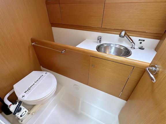 Image of Storm yacht #17