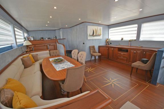 Image of Bella Mare yacht #18