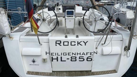Image of Rocky yacht #4