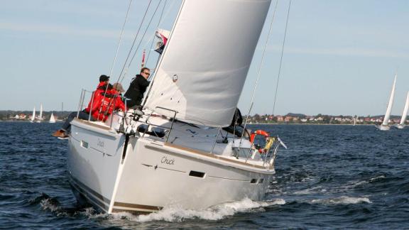 Image of Chuck yacht #9