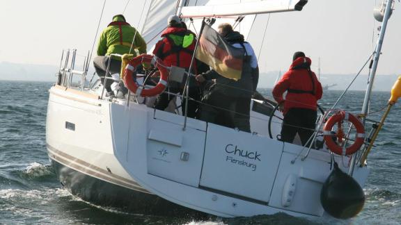 Image of Chuck yacht #11