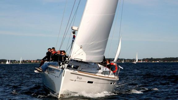 Image of Bruce yacht #6