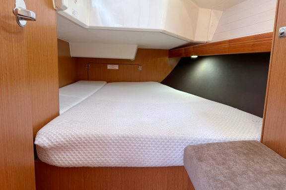 Image of Helene yacht #21