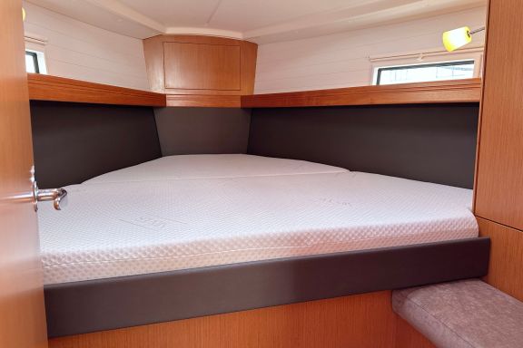 Image of Helene yacht #19