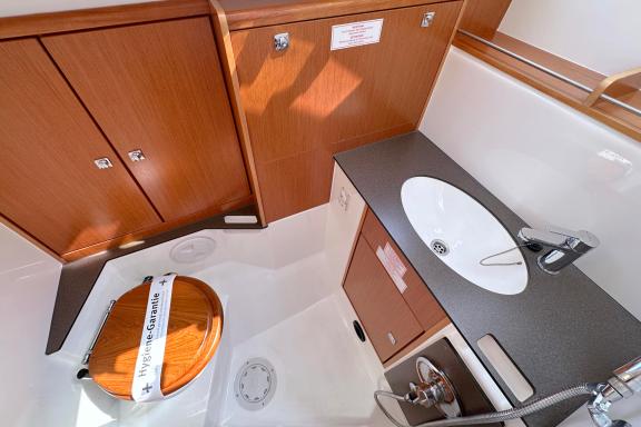 Image of Helene yacht #22