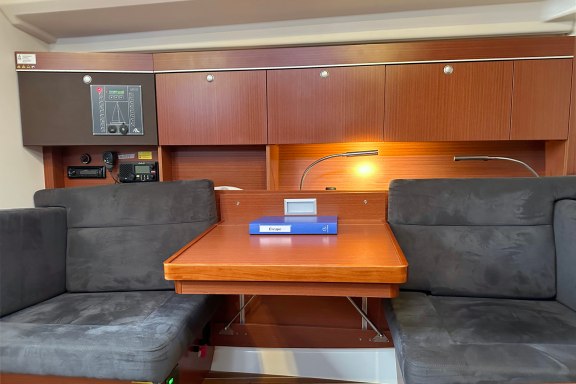 Image of Escape yacht #13