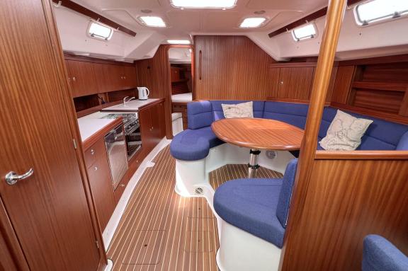 Image of Karoline yacht #13