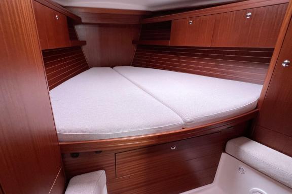 Image of Karoline yacht #18