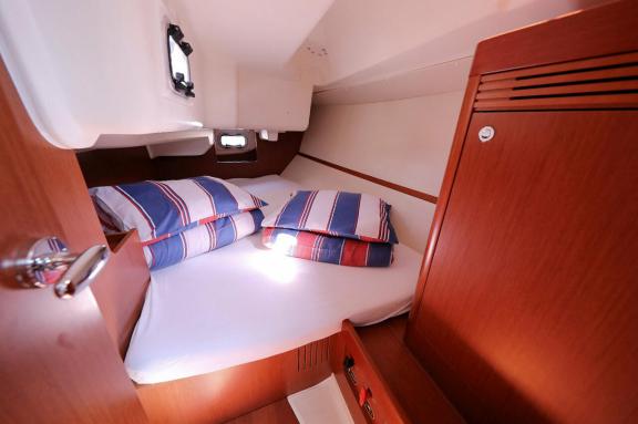 Image of Tango yacht #12