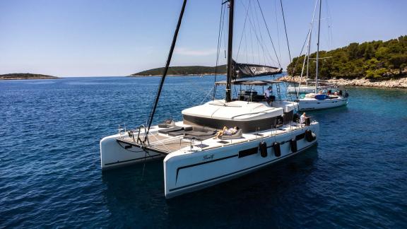 Image of Serenity yacht #6