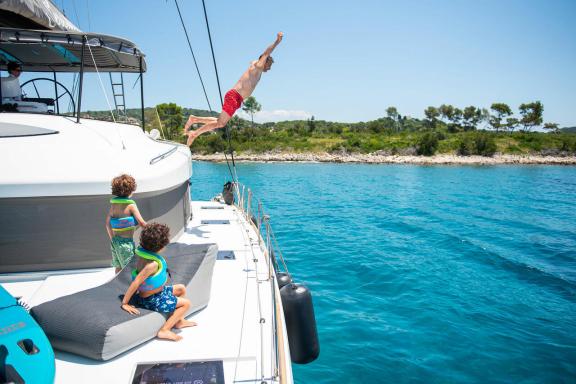 Image of Serenity yacht #9