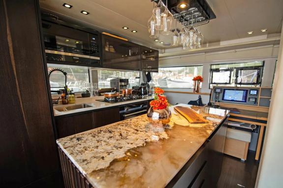 Image of Serenity yacht #12