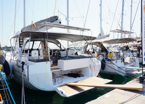 Image of Moya One yacht #3