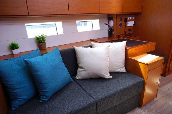 Image of Moya One yacht #9