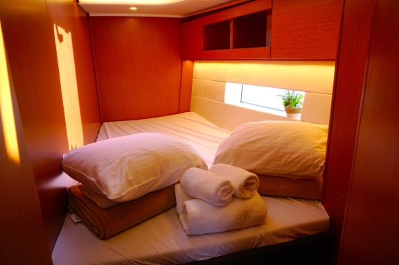 Image of Moya One yacht #14