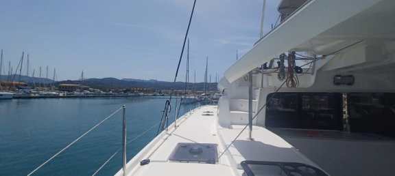 Image of Dos Hermanos yacht #9