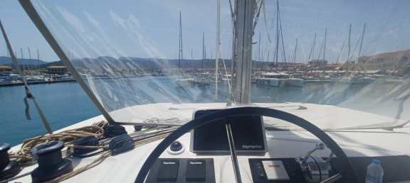 Image of Dos Hermanos yacht #10