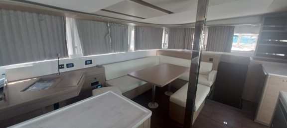 Image of Dos Hermanos yacht #12