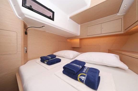 Image of Nausea yacht #27