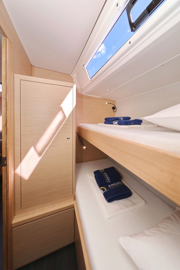 Image of Nausea yacht #29