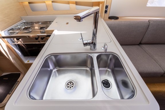 Image of Nessie yacht #34