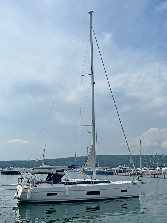 Image of Sunny yacht #3