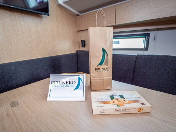 Image of Windchaser yacht #22