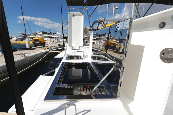 Image of Blue Wave yacht #47