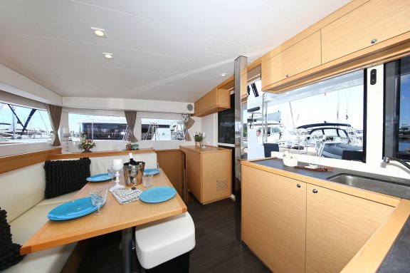 Image of Vertigo yacht #26