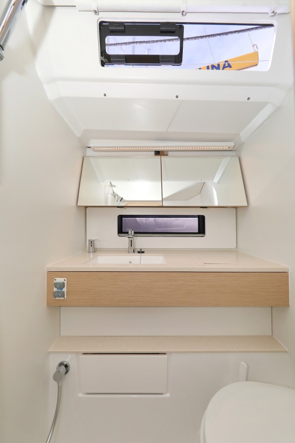 Image of Reel Love yacht #37