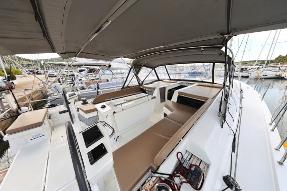 Image of Seaduction yacht #9