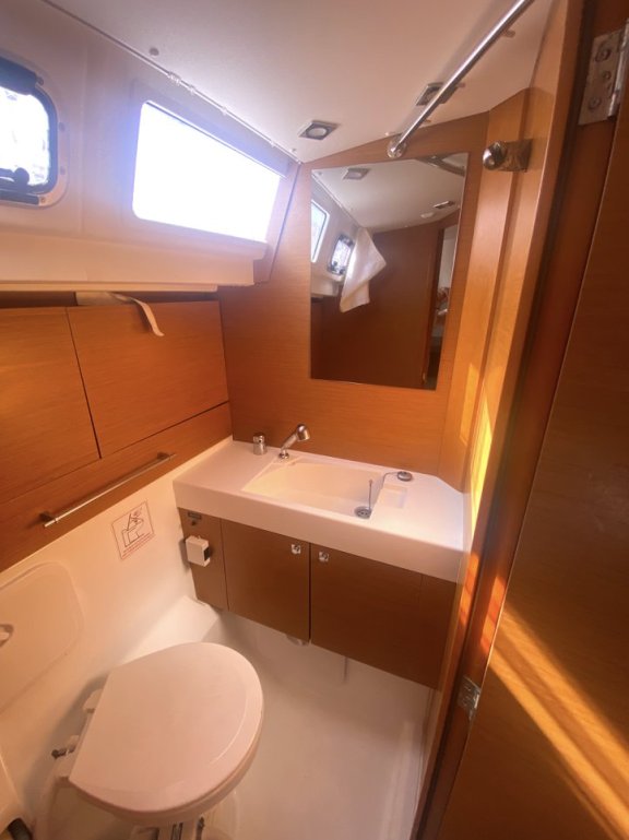Image of Artdrenalin yacht #16