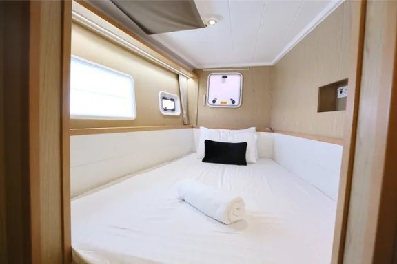 Image of Iris yacht #10