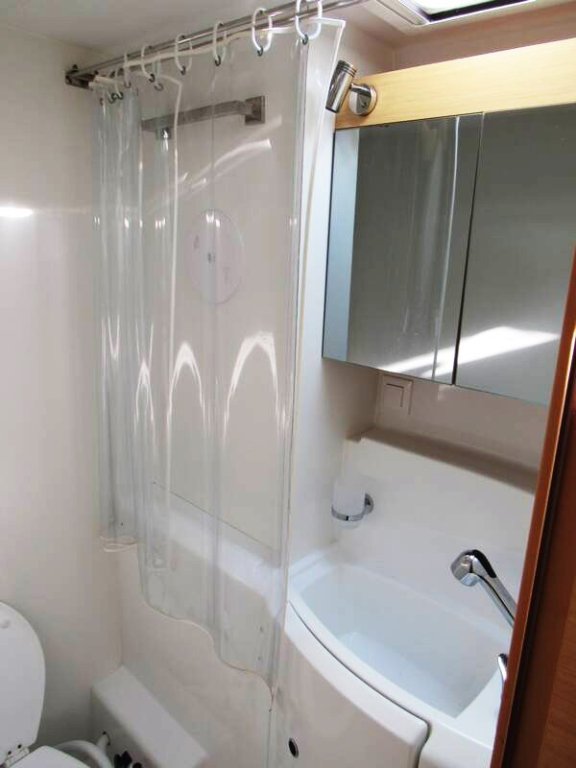 Image of Iris yacht #12