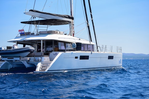 Image of Topaz yacht #7